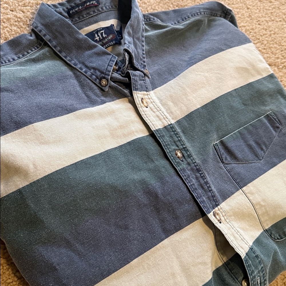 Vintage Men’s Van Heusen Over-easy 417 Striped Button Down Shirt